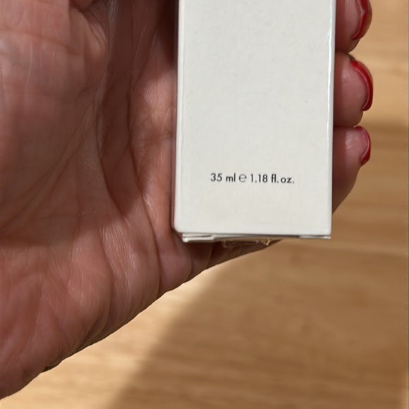 Monat Caramel BB Cream - SPF 40 - Picture 2 of 6